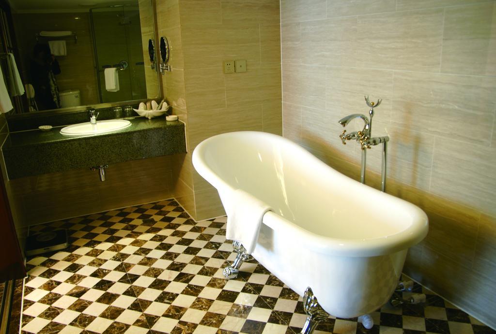 New Gloria Plaza Garden Hotel 哈尔滨 外观 照片